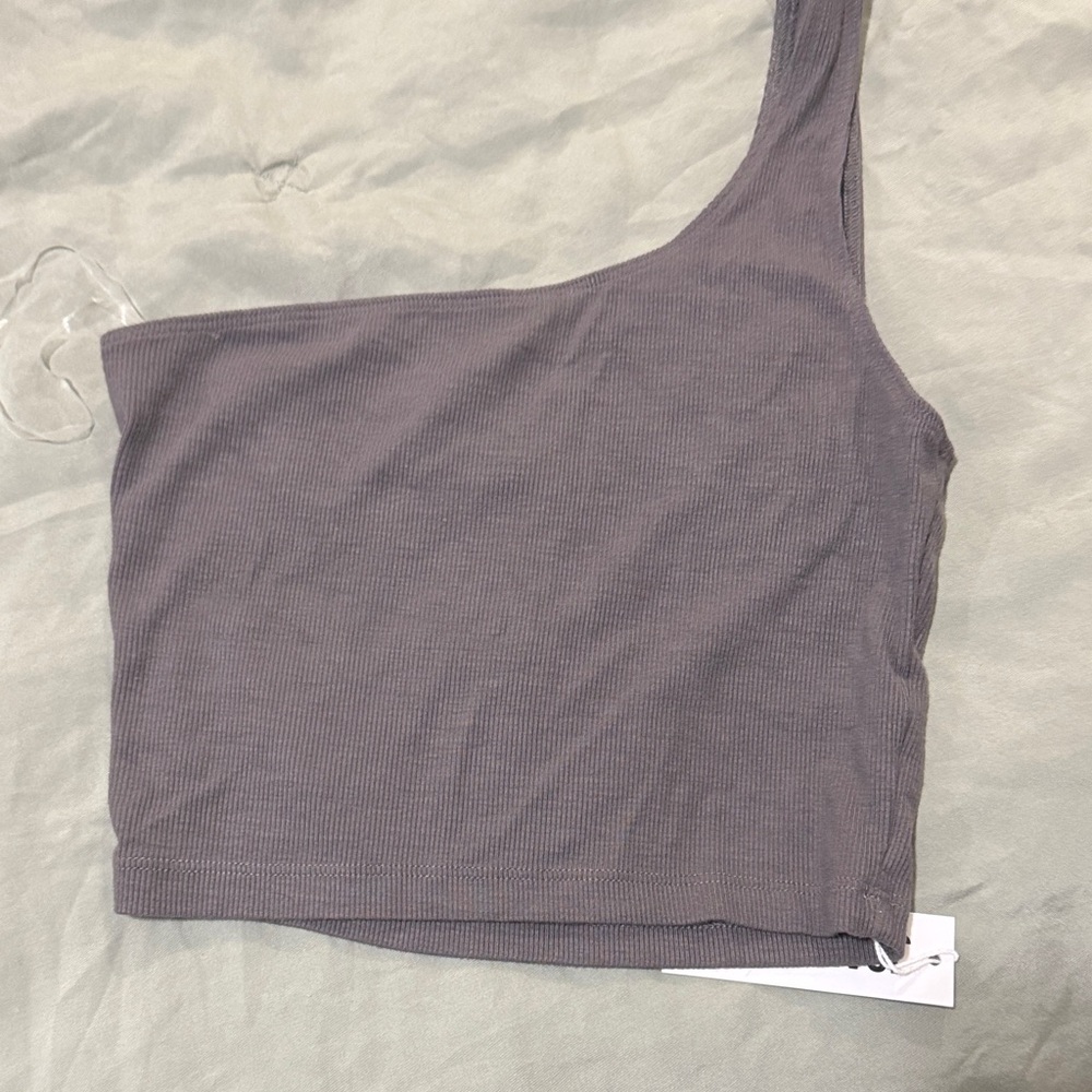 One shoulder top